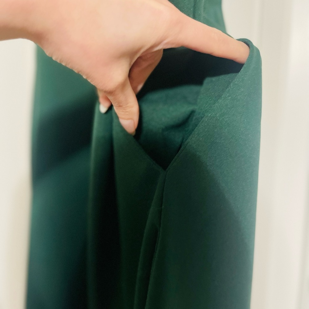 Classic Beautiful & Simplistic Green Dress 👗 - Picture 4 of 11